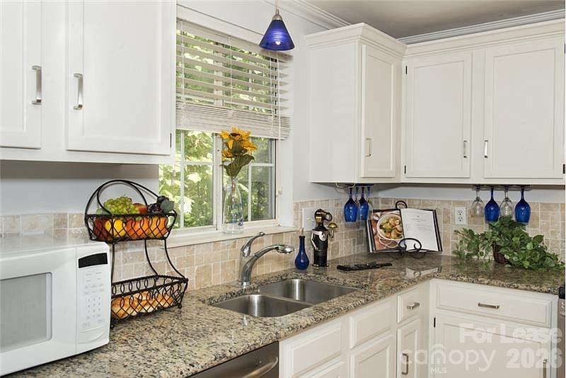 6609 Morganford Road Charlotte, NC 28211 - Photo 7 of 27 Gallery Image 7