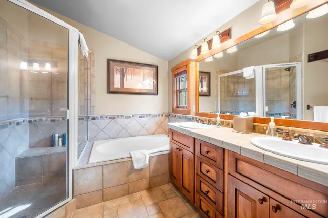 $1,625,000 | 114 Twin Creek Court, Donnelly, ID 83615