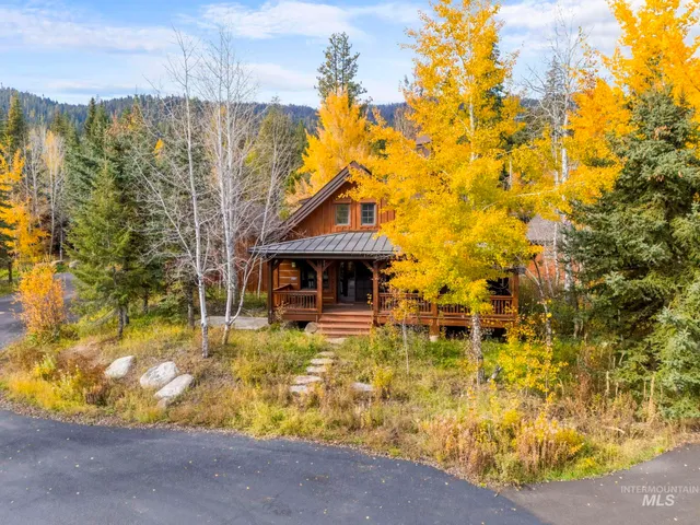 $1,625,000 | 114 Twin Creek Court, Donnelly, ID 83615