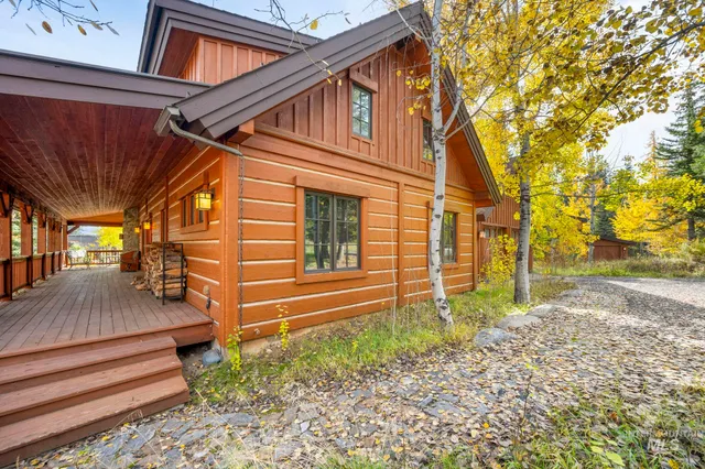 $1,625,000 | 114 Twin Creek Court, Donnelly, ID 83615