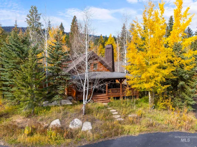 $1,625,000 | 114 Twin Creek Court, Donnelly, ID 83615