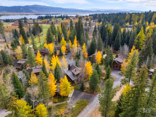 $1,625,000 | 114 Twin Creek Court, Donnelly, ID 83615