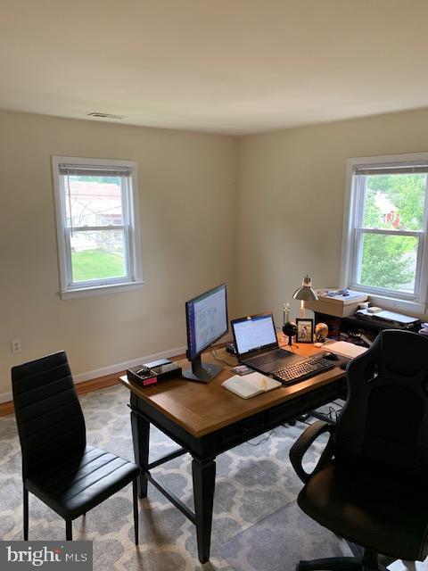 95 Linden Avenue, Unit B Pitman, NJ 08071 - Photo 15 of 15 a room with a table and chairs