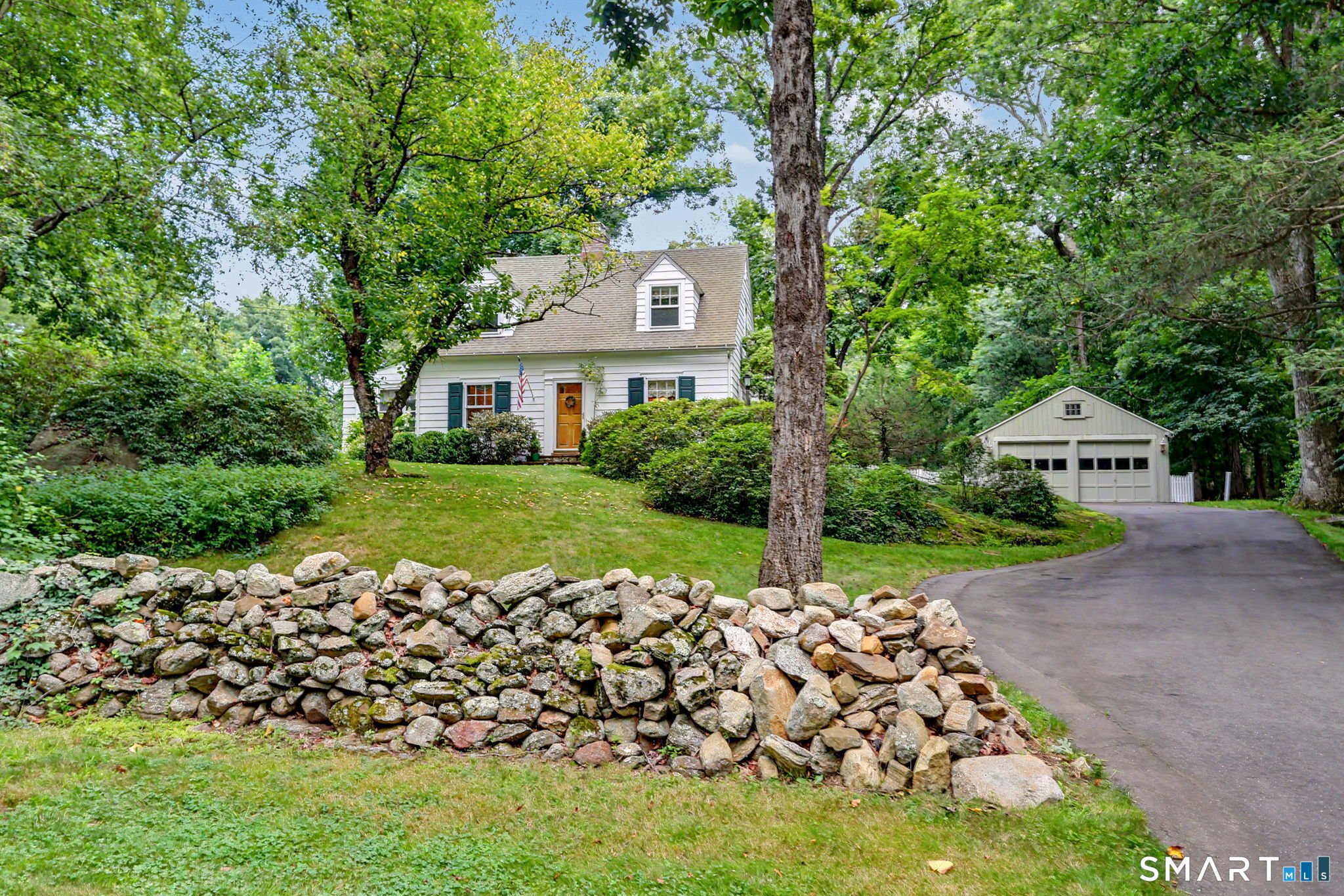 219 Unity Road Trumbull, CT 06611 - Photo 1 of 40 Gallery Image 1