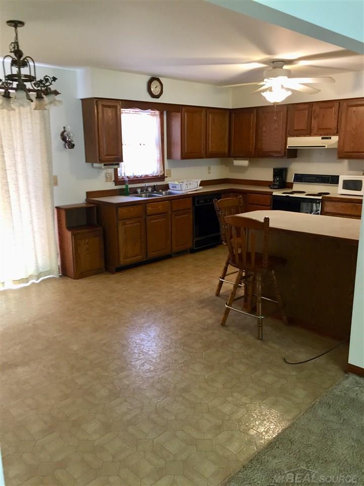 7200 Aitken Road Lexington, MI 48450 - Photo 11 of 27