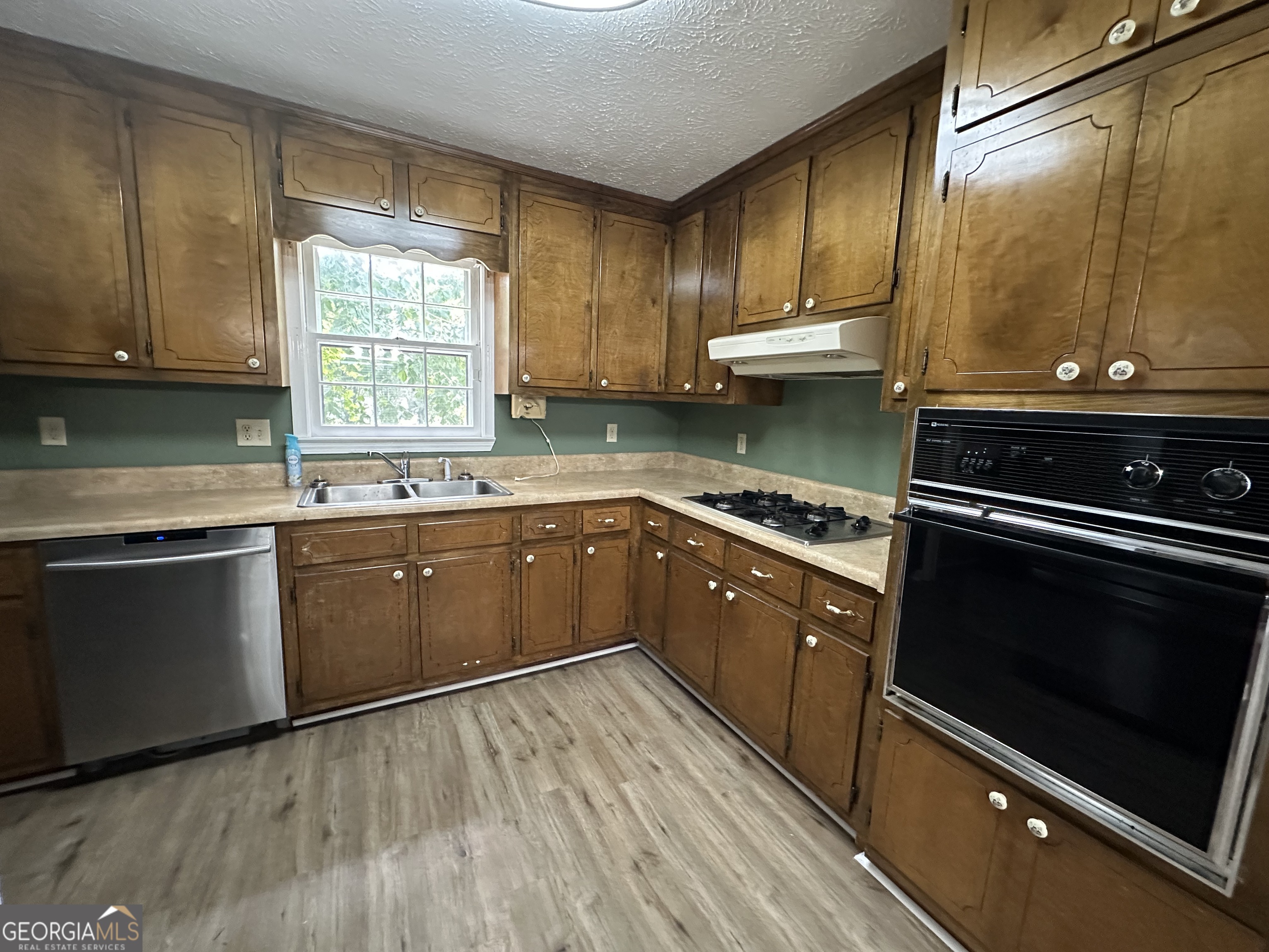 158 Merrybrook Road Williamson, GA 30292 - Photo 7 of 39