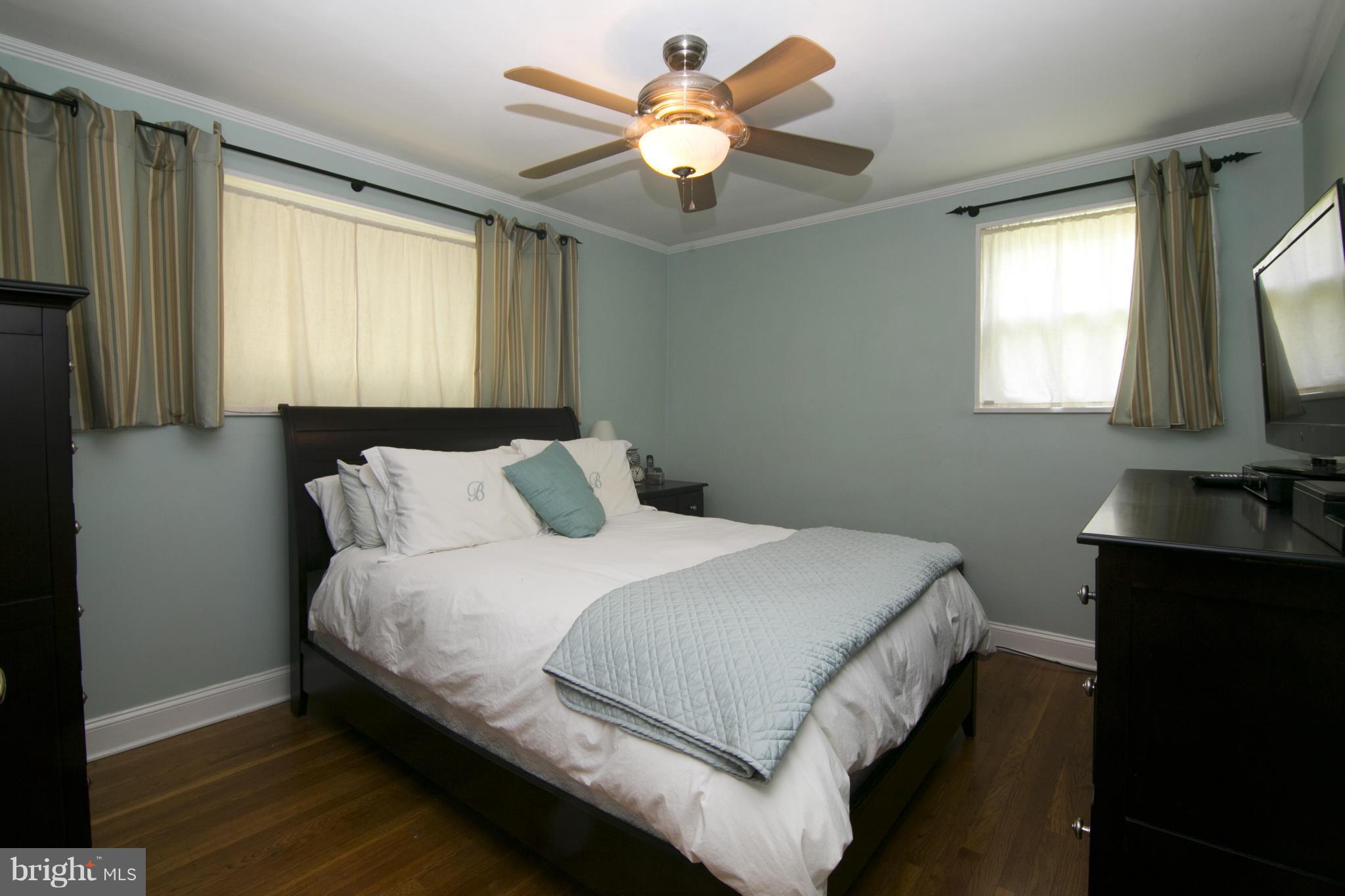 12717 Helen Road Silver Spring, MD 20906 - Photo 12 of 25 Bedroom (Master)