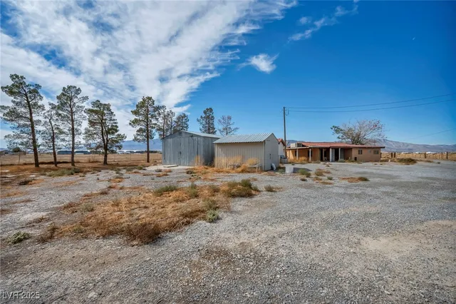 $398,000 | 2351 Bond Street, Pahrump, NV 89048