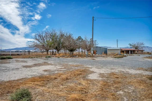 $398,000 | 2351 Bond Street, Pahrump, NV 89048