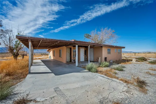 $398,000 | 2351 Bond Street, Pahrump, NV 89048