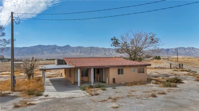 $398,000 | 2351 Bond Street, Pahrump, NV 89048