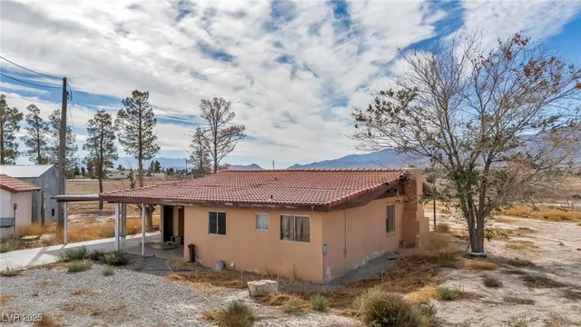 $398,000 | 2351 Bond Street, Pahrump, NV 89048
