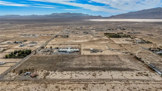 $398,000 | 2351 Bond Street, Pahrump, NV 89048