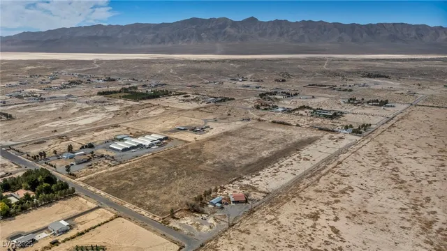 $398,000 | 2351 Bond Street, Pahrump, NV 89048
