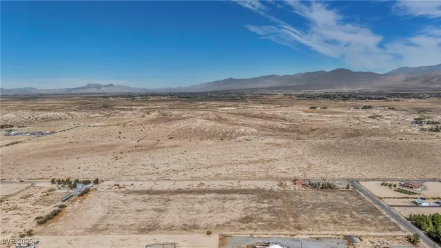 $398,000 | 2351 Bond Street, Pahrump, NV 89048
