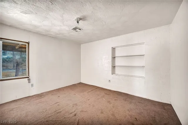 $398,000 | 2351 Bond Street, Pahrump, NV 89048