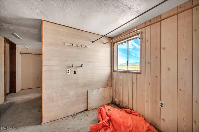 $398,000 | 2351 Bond Street, Pahrump, NV 89048