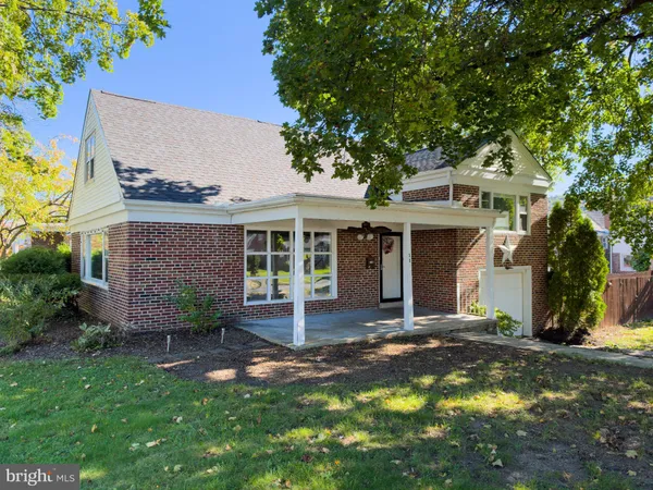 $299,900 | 11 Harvey Avenue, Reading, PA 19606