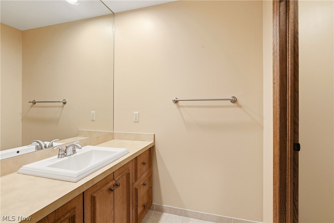 5360 Som Center Road Solon, OH 44139 - Photo 27 of 40
