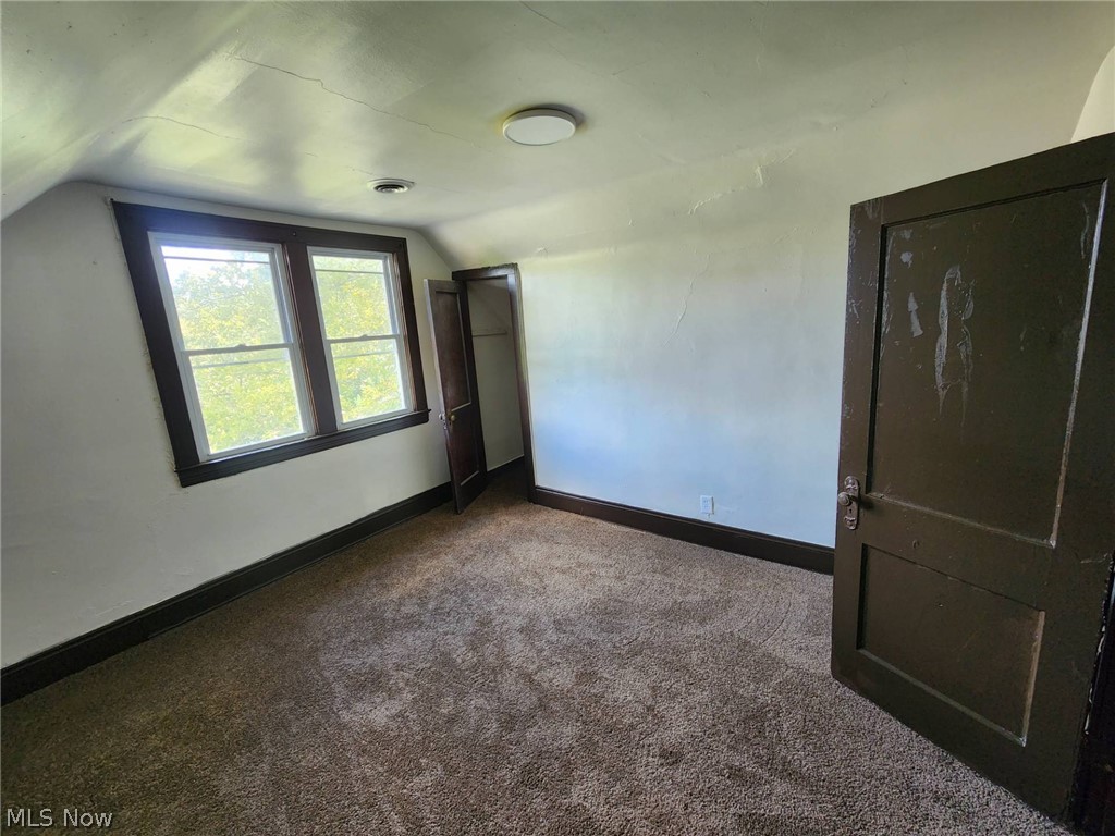 974 Eddy Road Cleveland, OH 44108 - Photo 33 of 48