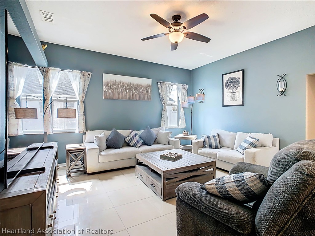 5637 Beverly Rise Boulevard Lakeland, FL 33812 - Photo 7 of 42