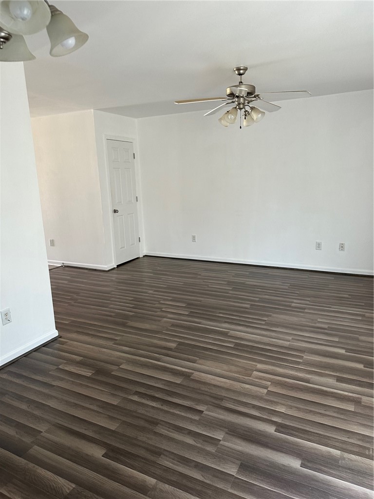 707 Bellview Way Seneca, SC 29678 - Photo 2 of 14