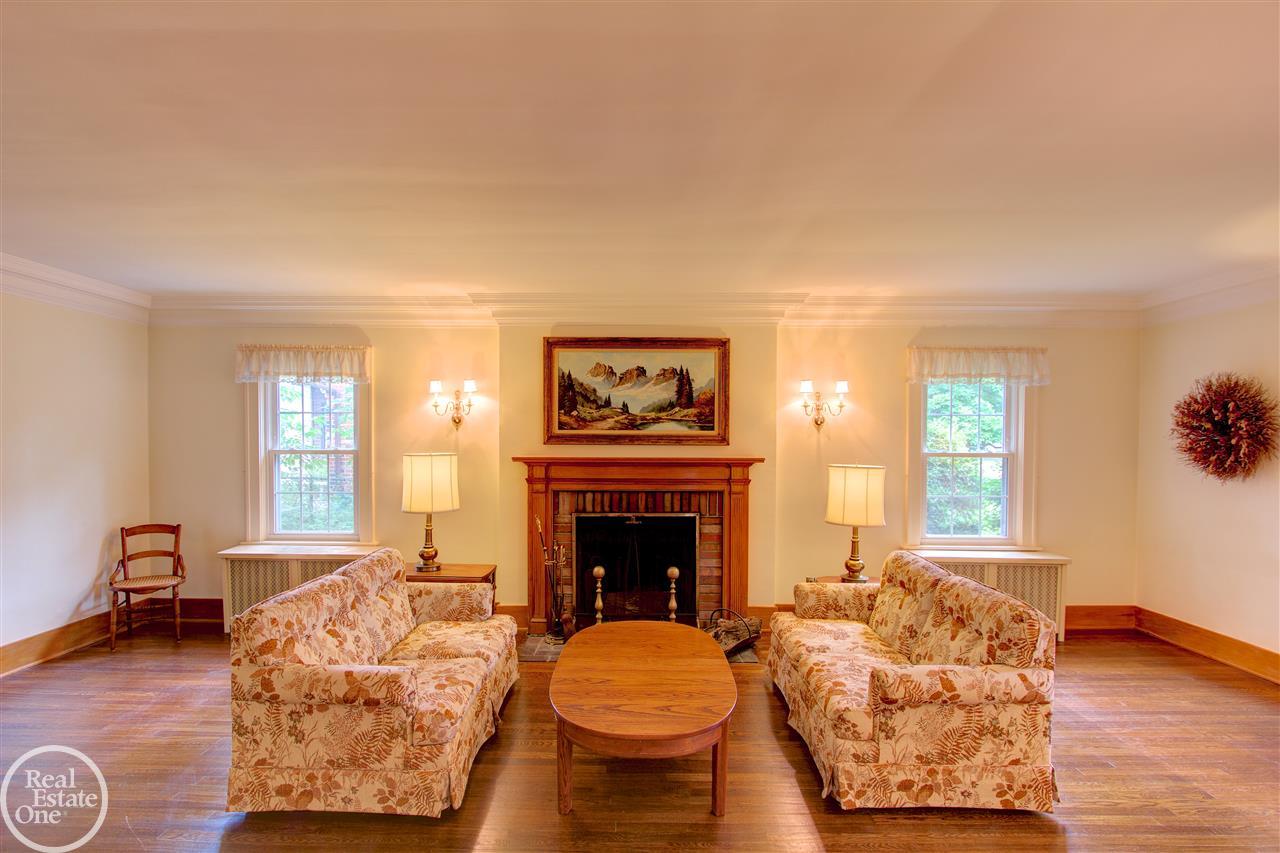 1165 Harvard Road Grosse Pointe Park, MI 48230 - Photo 11 of 50