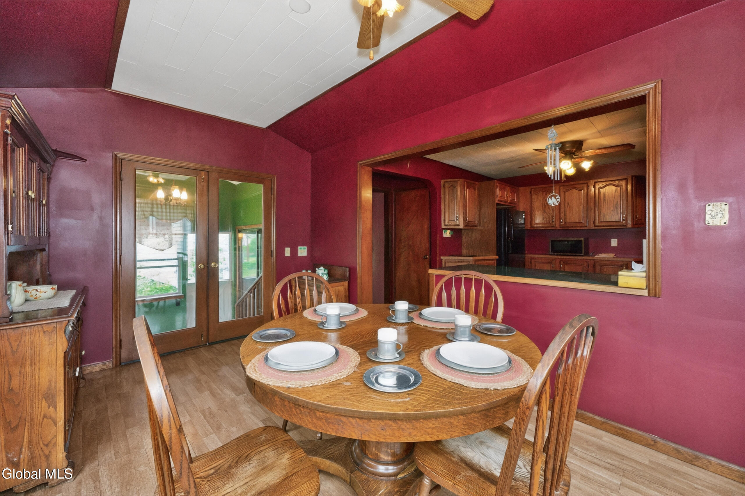 1026 Dudley Road Rotterdam, NY 12303 - Photo 17 of 38 4 Diningroom 3