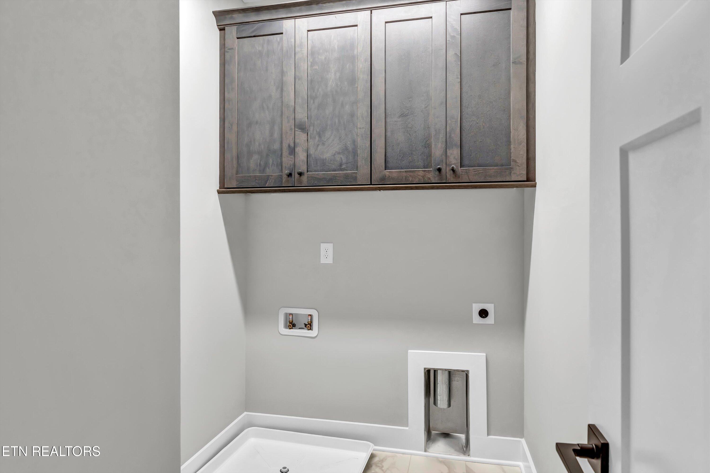 1812 Thunderhead Road Knoxville, TN 37922 - Photo 23 of 36 24-1812 Thunderhead Dr-24