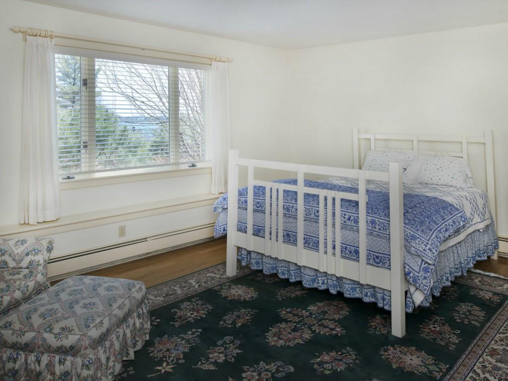 19 Sturdivant Road Cumberland, ME 04110 - Photo 24 of 34 Lower level guest suite with bath.