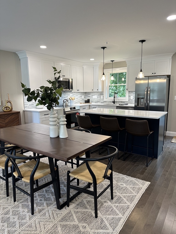 9 Acton Road, Unit 5 Chelmsford, MA 01824 - Photo 1 of 2 Gallery Image 1