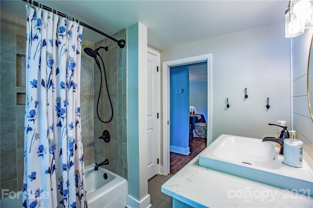 942 Mills Gap Road Fletcher, NC 28732 - Photo 14 of 43 Gallery Image 14
