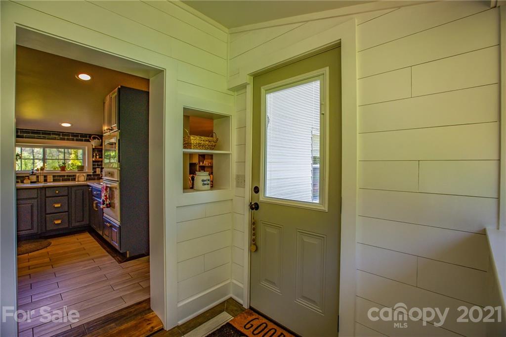 942 Mills Gap Road Fletcher, NC 28732 - Photo 28 of 43 Gallery Image 28