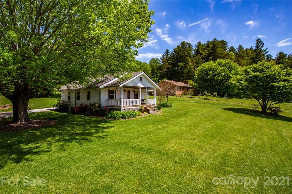 942 Mills Gap Road Fletcher, NC 28732 - Photo 41 of 43 Gallery Image 41