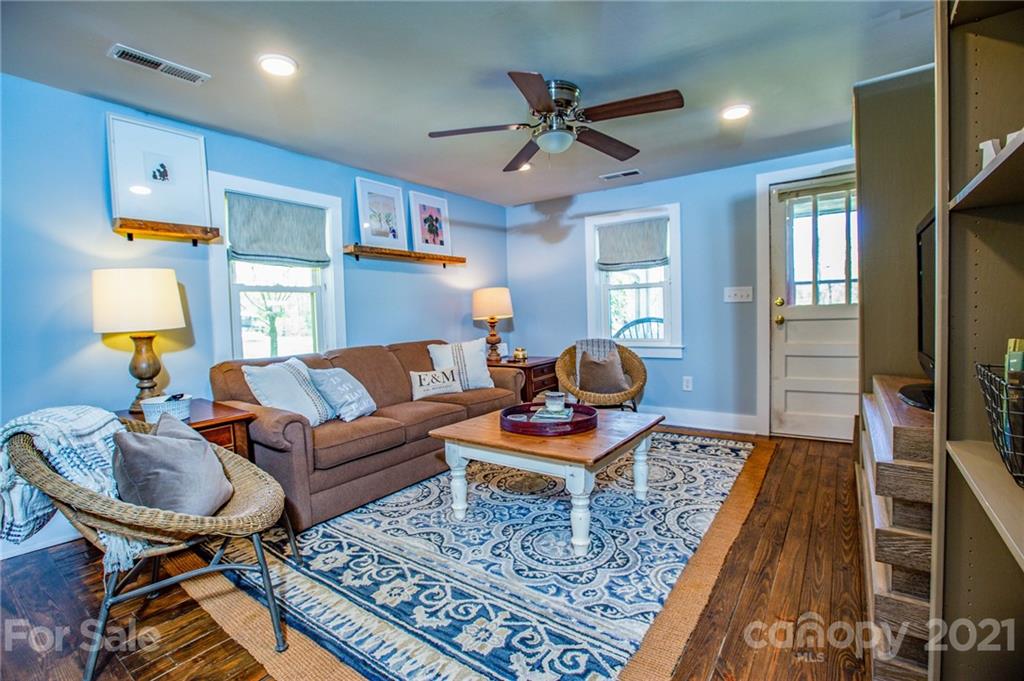 942 Mills Gap Road Fletcher, NC 28732 - Photo 9 of 43 Gallery Image 9