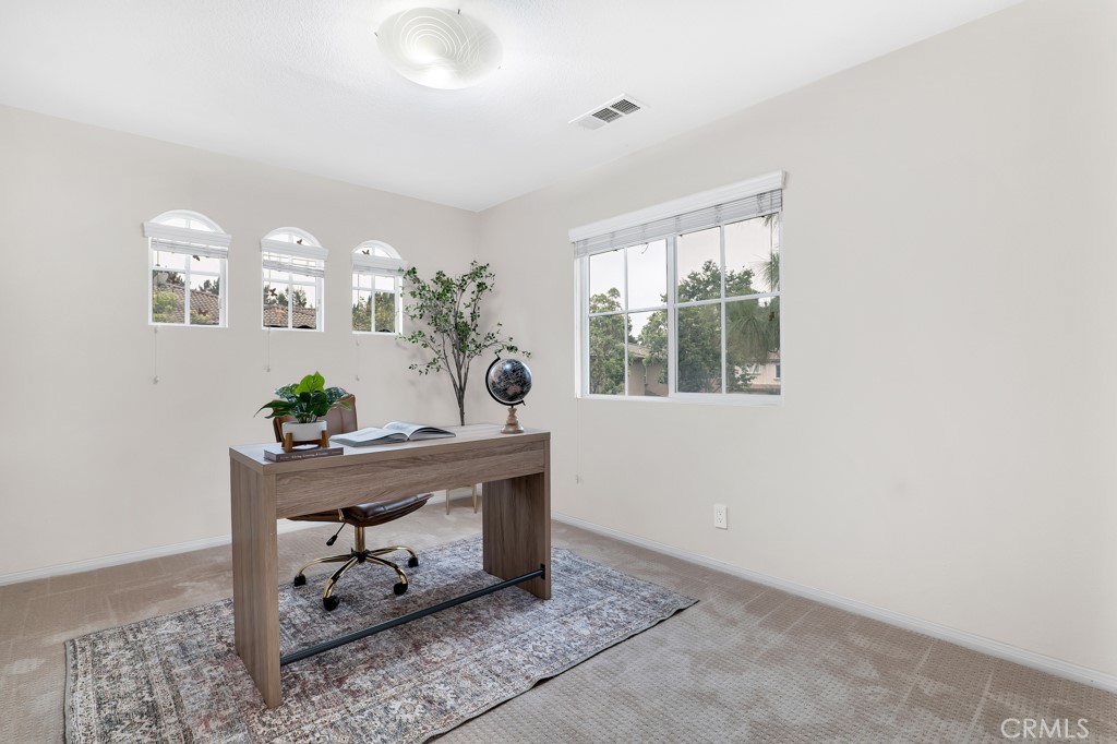 82 Trailing Vine Irvine, CA 92602 - Photo 19 of 24