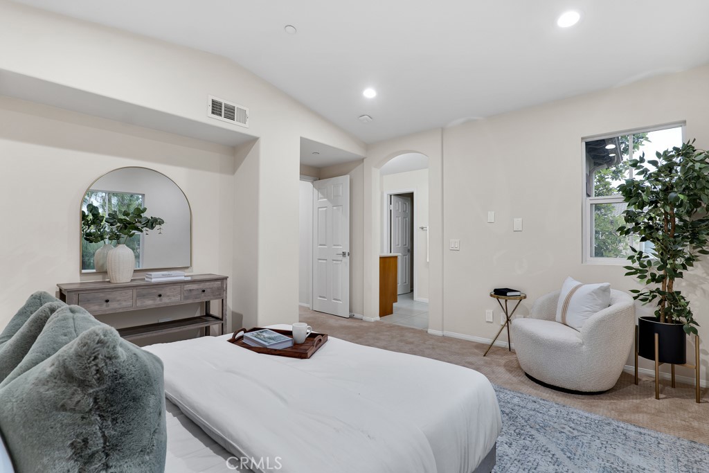 82 Trailing Vine Irvine, CA 92602 - Photo 22 of 24