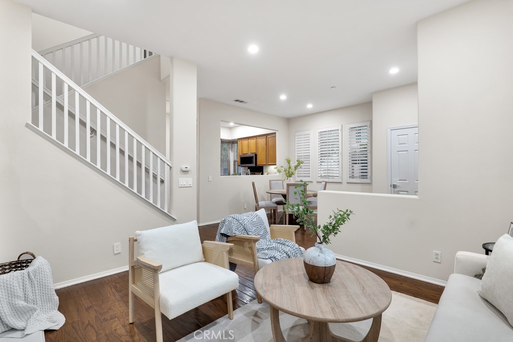 82 Trailing Vine Irvine, CA 92602 - Photo 8 of 24
