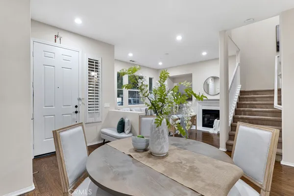 $1,250,000 | 82 Trailing Vine, Irvine, CA 92602