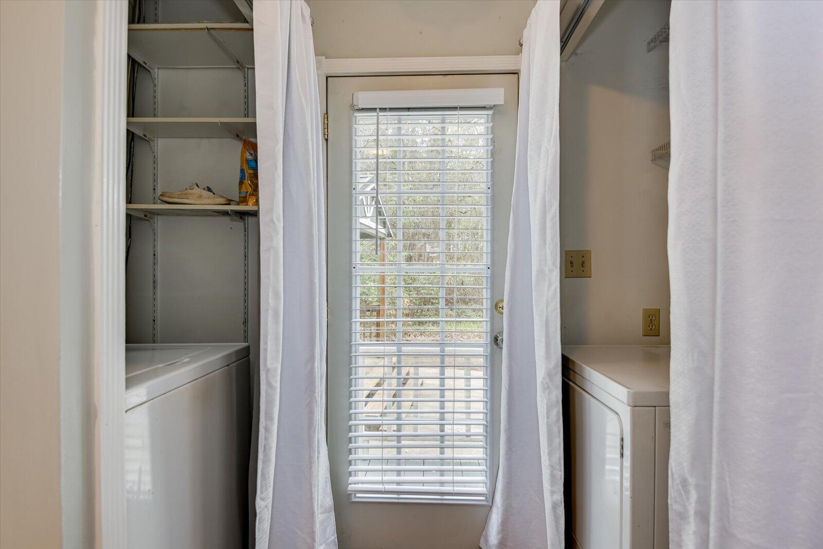 1151 Ridgemont Drive Aiken, SC 29803 - Photo 16 of 39 Laundry - Storage Room