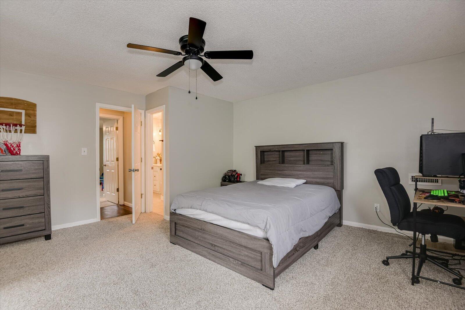 1151 Ridgemont Drive Aiken, SC 29803 - Photo 26 of 39 3rd bedroom up
