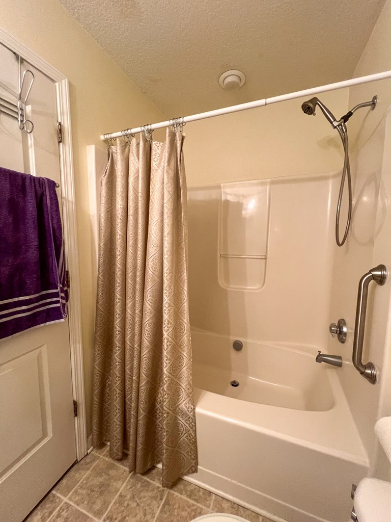 120 Rhett Court Greenwood, SC 29649 - Photo 9 of 16 Gallery Image 9