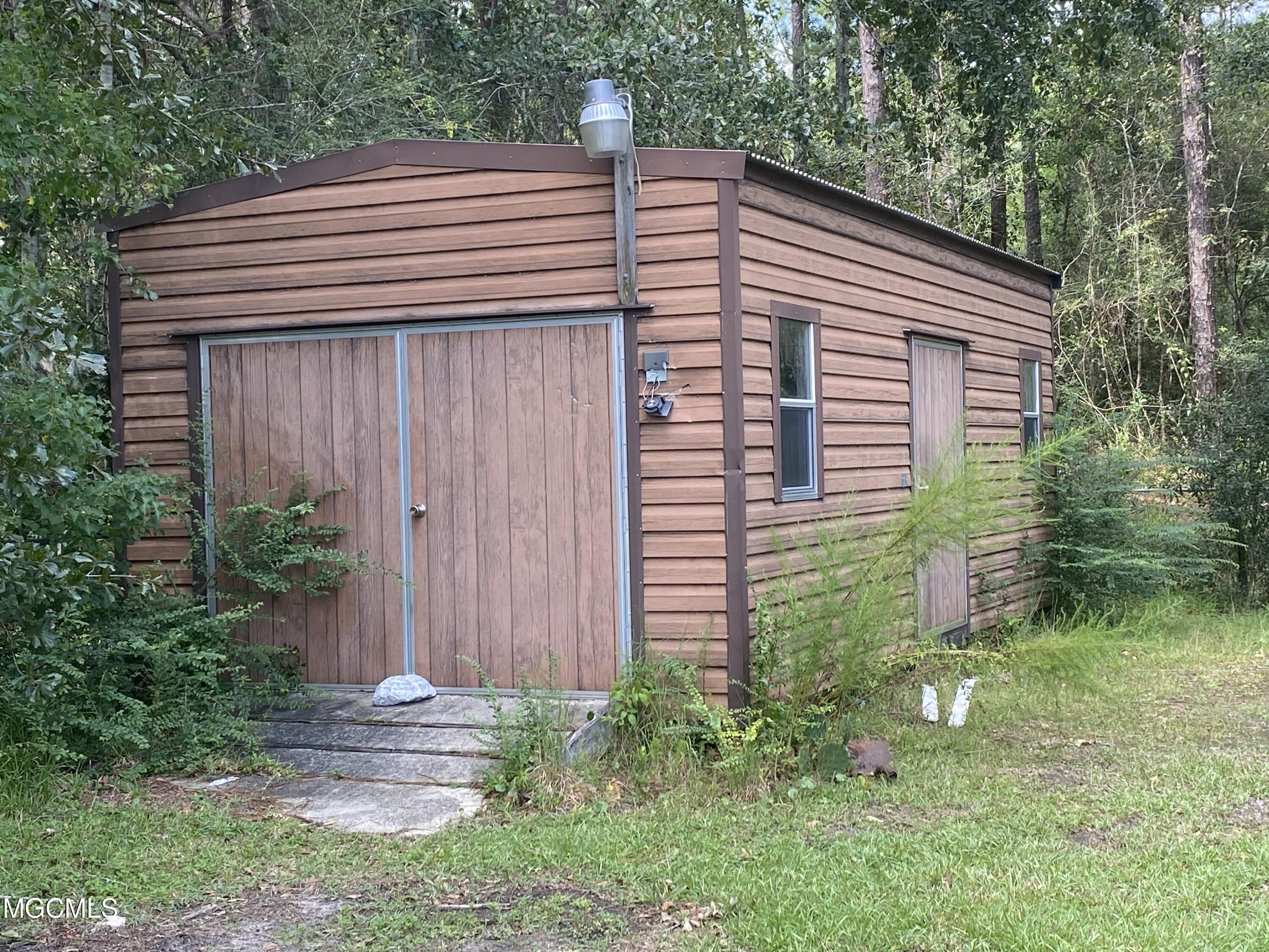 1808 Riverside Drive Gautier, MS 39553 - Photo 12 of 14 7B96C1E6-4AB5-4FC1-98A2-3CCE6FC73611