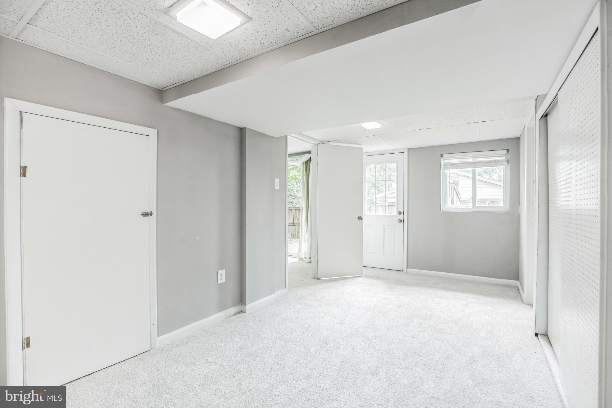 5505 Ventnor Lane Springfield, VA 22151 - Photo 26 of 47 lower level sitting room private entrance