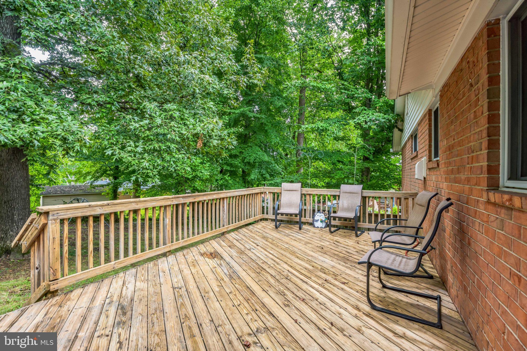 5505 Ventnor Lane Springfield, VA 22151 - Photo 45 of 47 Back deck