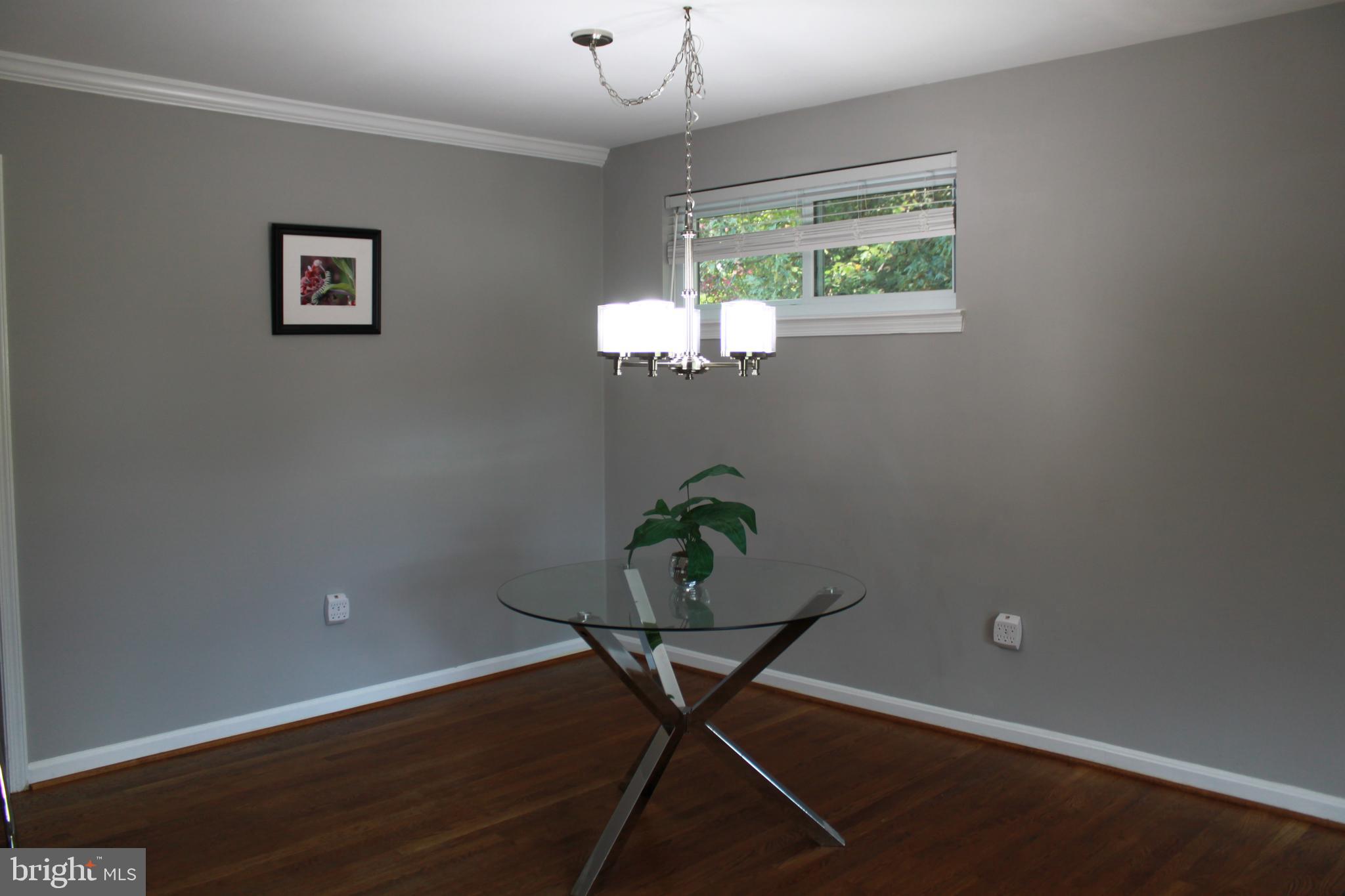 5505 Ventnor Lane Springfield, VA 22151 - Photo 10 of 47 dining/open living