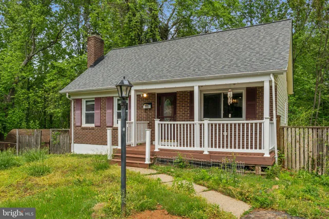 a house view with a garden