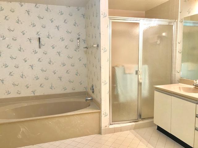 7663 Cinebar Drive Boca Raton, FL 33433 - Photo 16 of 26 MASTER BATH...