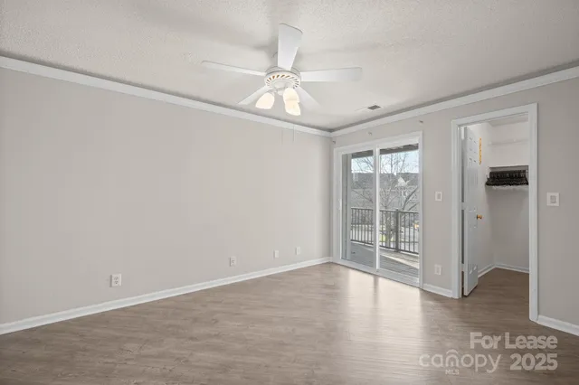 $1,300 | 18809 Nautical Drive, Unit 202, Cornelius, NC 28031