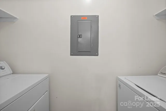 $1,300 | 18809 Nautical Drive, Unit 202, Cornelius, NC 28031